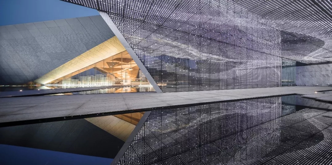 昱湖壹号都会展厅，拉斯维加斯9888建设设计