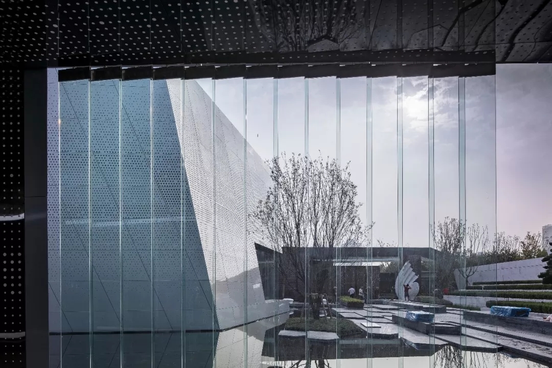 景框 by苏圣亮，拉斯维加斯9888修建设计